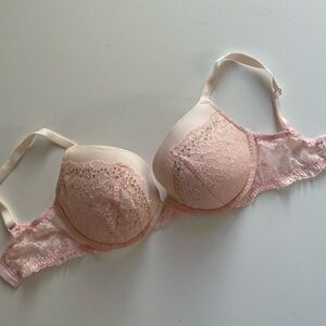 Victoria’s Secret Dream Angels Push-Up Elegant Lace Pink Bra